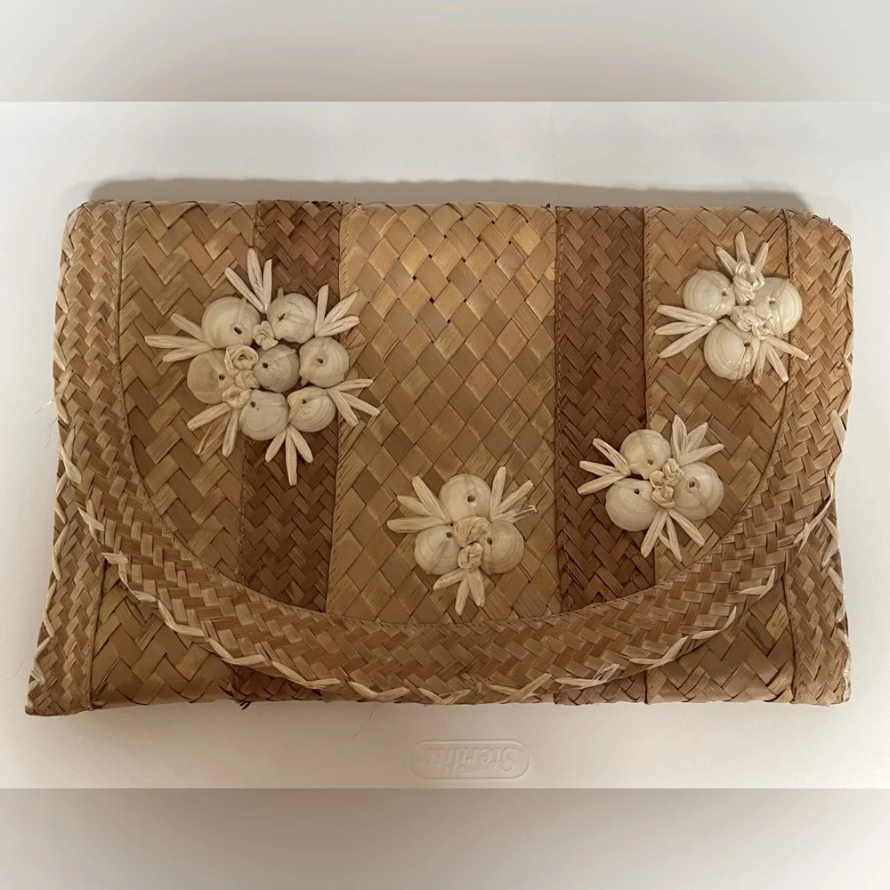 Vintage Handcrafted Woven Clutch Made of Palm Straw & Shells w/Fabric Lining